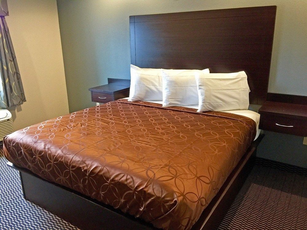 Econo Lodge Baton Rouge University Area المظهر الخارجي الصورة